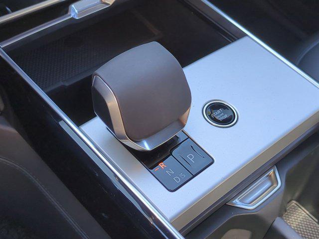 new 2025 Land Rover Range Rover car