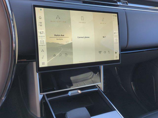 new 2025 Land Rover Range Rover car