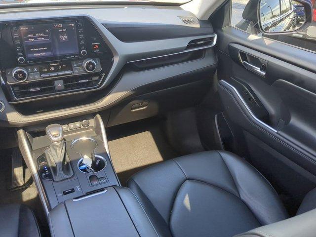 used 2021 Toyota Highlander car, priced at $31,560