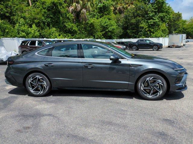 new 2024 Hyundai Sonata car, priced at $32,245