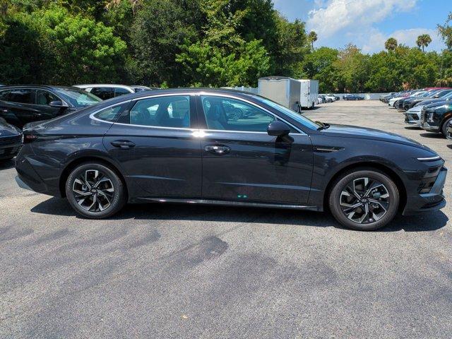 new 2024 Hyundai Sonata car, priced at $29,235