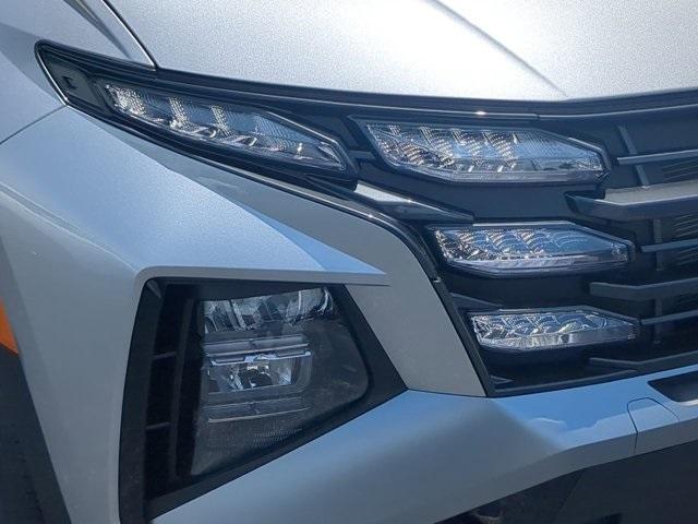 new 2025 Hyundai TUCSON Hybrid car, priced at $38,460