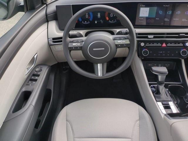 new 2025 Hyundai Tucson car, priced at $32,905