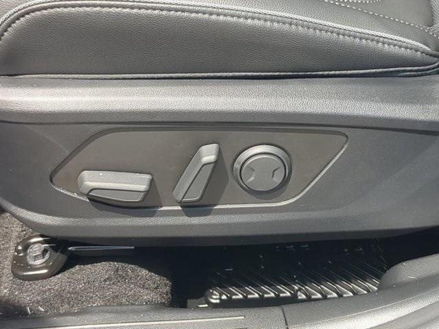 new 2025 Hyundai SANTA CRUZ car, priced at $45,615