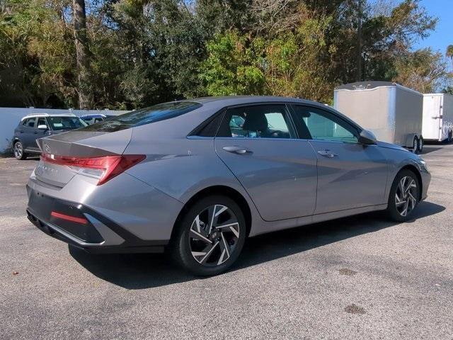 new 2025 Hyundai Elantra car, priced at $27,020