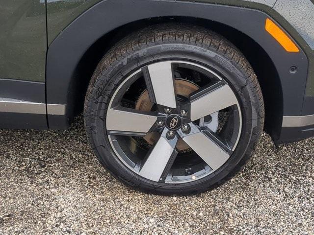 new 2025 Hyundai Santa Fe car, priced at $47,620