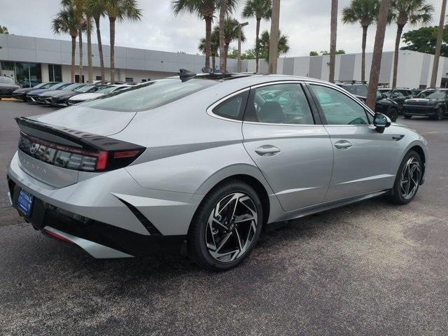 new 2024 Hyundai Sonata car, priced at $32,255