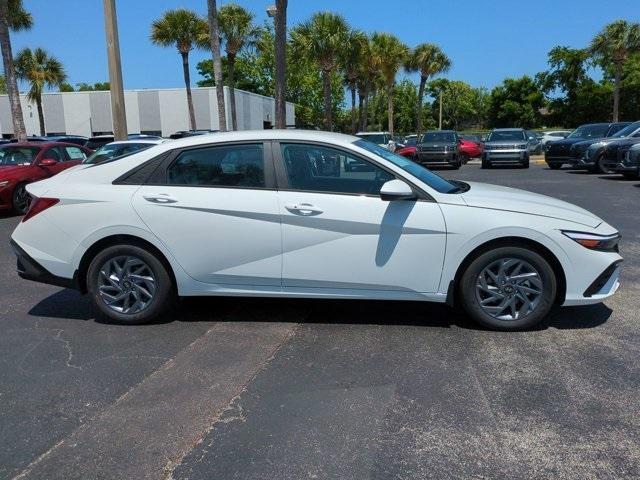 new 2025 Hyundai Elantra car, priced at $25,160