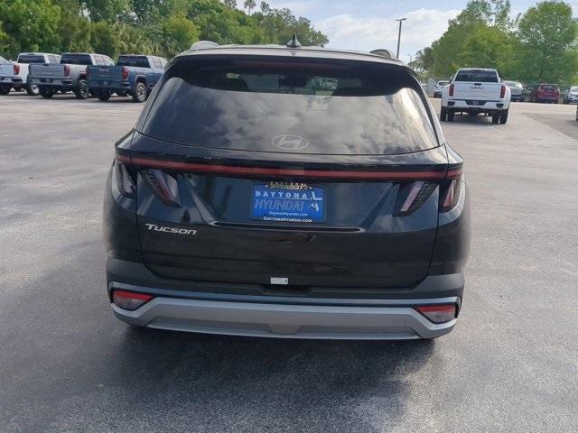 new 2025 Hyundai Tucson car, priced at $35,095