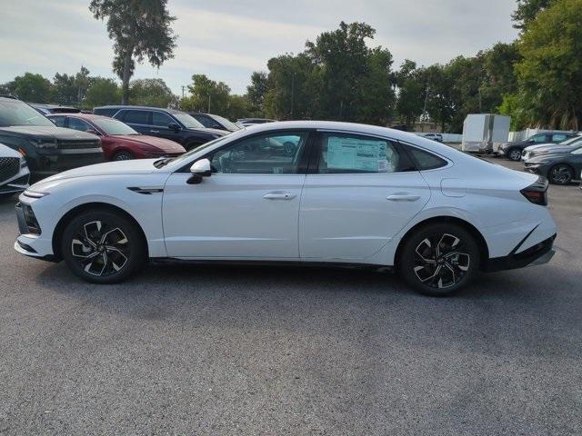 new 2024 Hyundai Sonata car, priced at $29,680