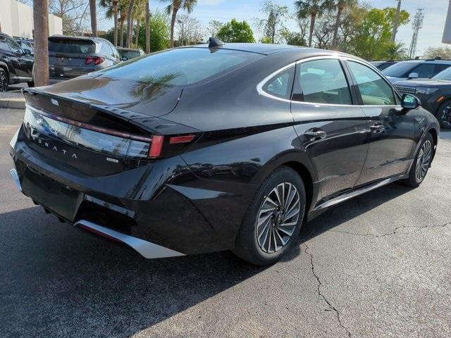 new 2025 Hyundai Sonata Hybrid car, priced at $39,485