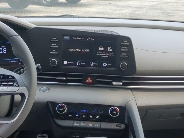 new 2025 Hyundai Elantra car, priced at $25,065