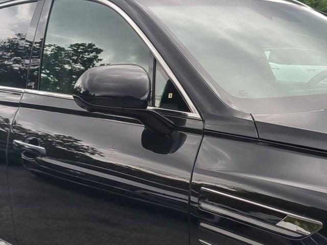 new 2025 Genesis GV80 car, priced at $80,515