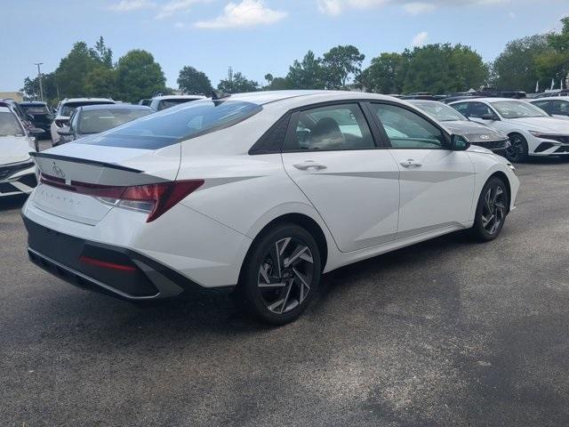 new 2025 Hyundai Elantra car, priced at $25,540