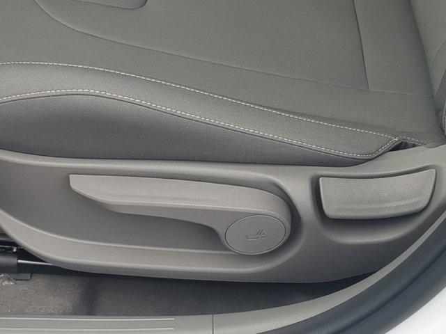 new 2025 Hyundai Elantra car, priced at $25,540