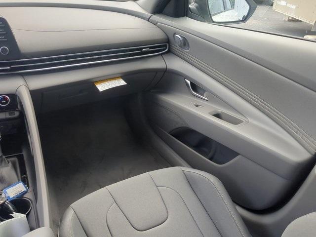 new 2025 Hyundai Elantra car, priced at $25,540