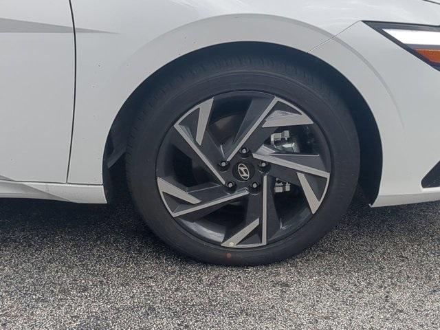 new 2025 Hyundai Elantra car, priced at $25,540