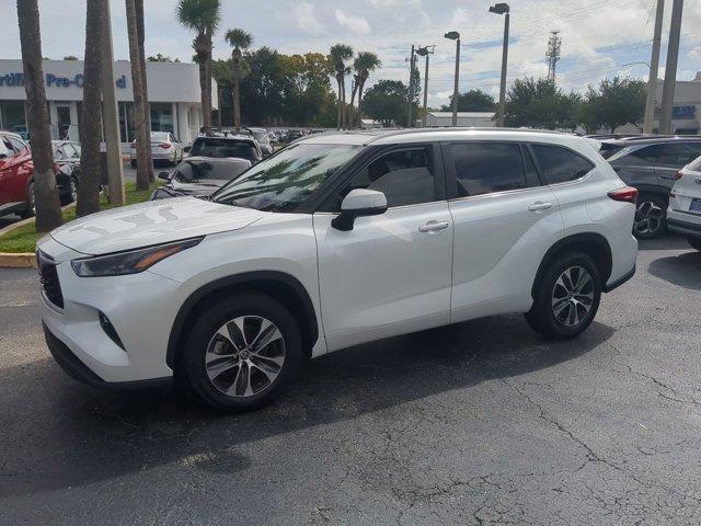 used 2023 Toyota Highlander car, priced at $35,492