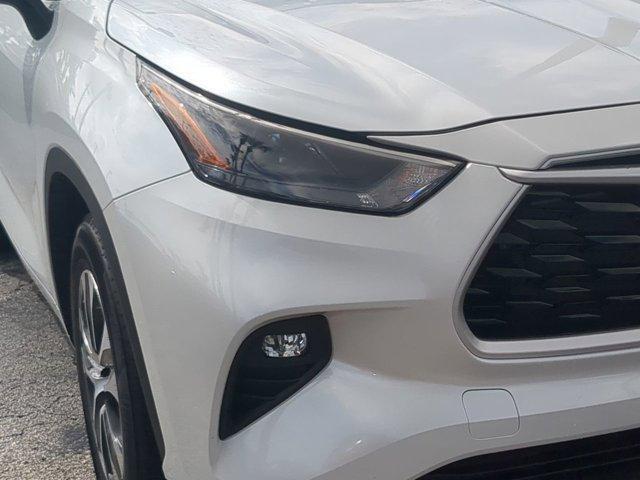 used 2023 Toyota Highlander car, priced at $35,492