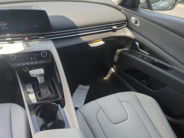 new 2025 Hyundai Elantra car, priced at $28,630