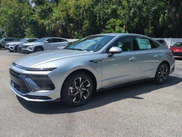 new 2025 Hyundai Sonata car, priced at $29,885