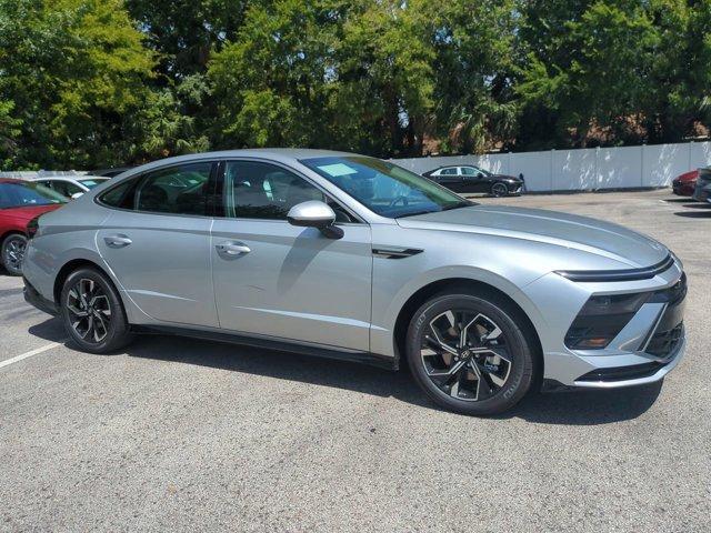new 2025 Hyundai Sonata car, priced at $29,885