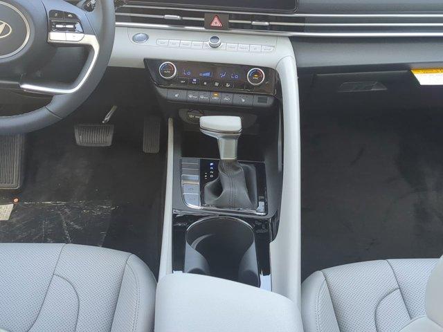 new 2025 Hyundai Elantra car, priced at $28,675
