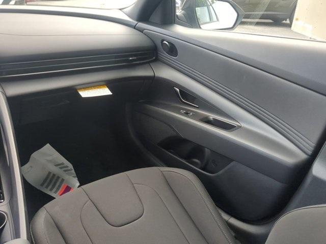 new 2025 Hyundai Elantra car, priced at $25,580