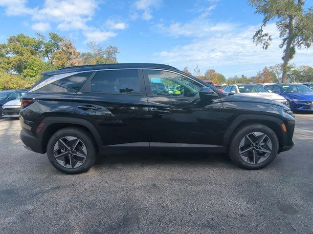 new 2025 Hyundai Tucson car, priced at $32,695