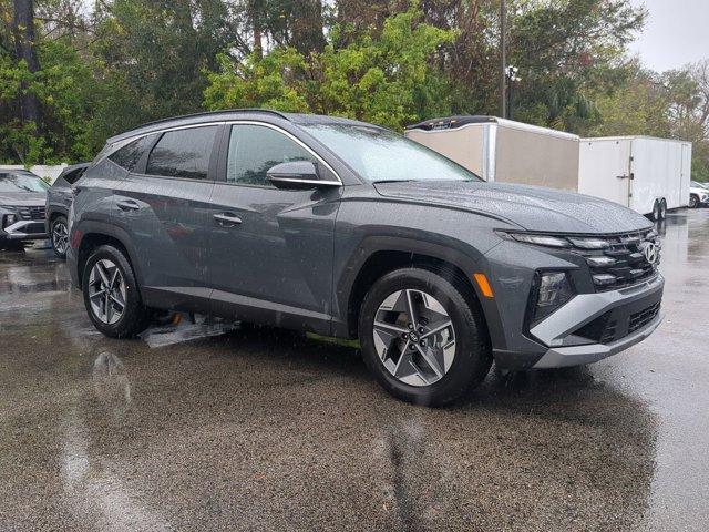 new 2025 Hyundai Tucson car, priced at $35,000