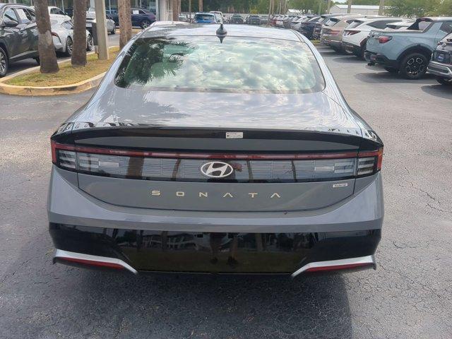 new 2025 Hyundai Sonata Hybrid car, priced at $32,935