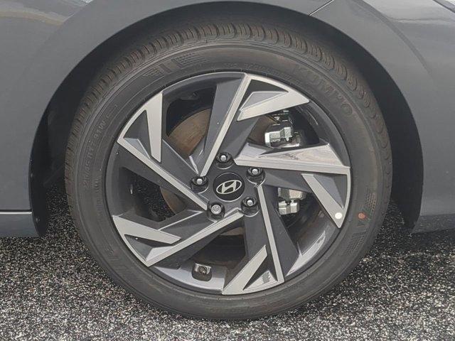 new 2025 Hyundai Elantra car, priced at $28,545