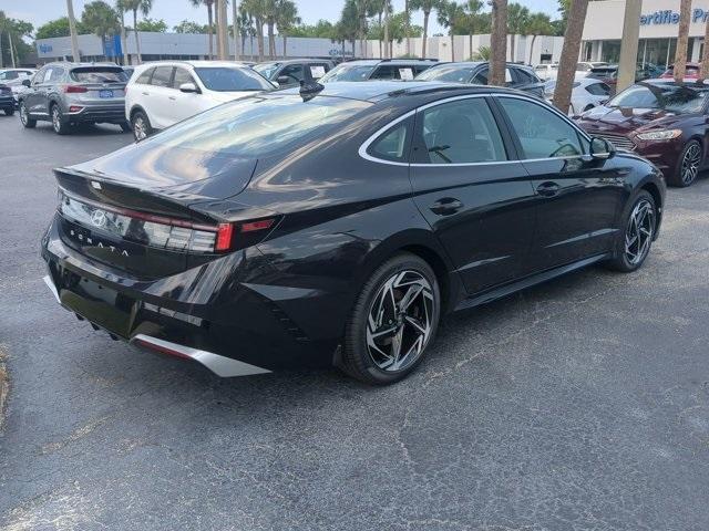 new 2025 Hyundai Sonata car, priced at $32,880