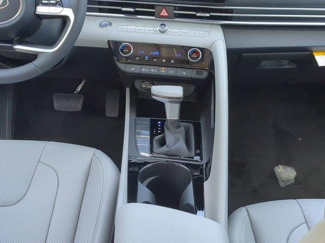 new 2025 Hyundai Elantra car, priced at $28,925