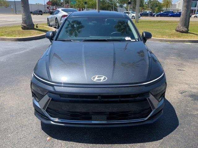 new 2025 Hyundai Sonata Hybrid car, priced at $39,485