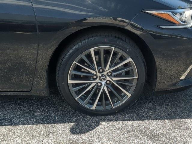 used 2023 Lexus ES 350 car, priced at $35,494