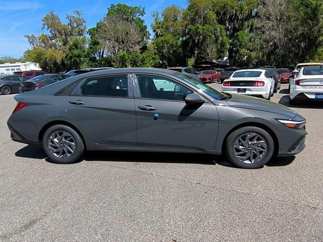 new 2025 Hyundai Elantra car, priced at $24,665