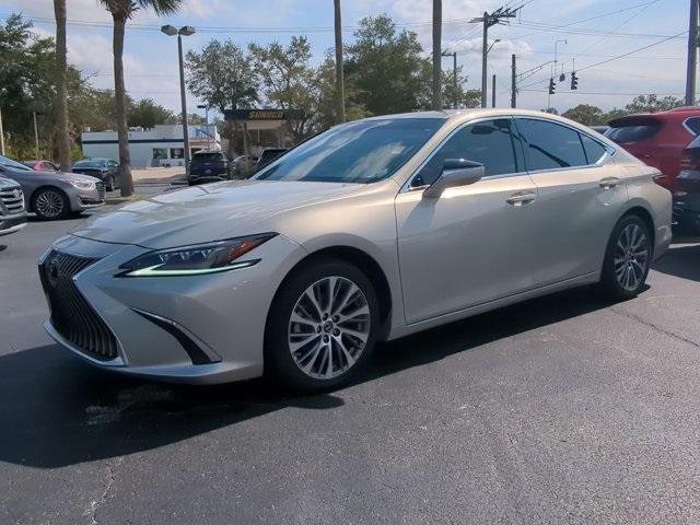 used 2019 Lexus ES 350 car, priced at $31,890