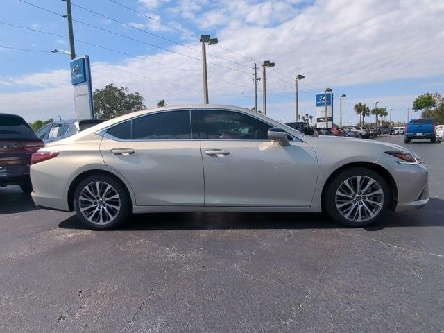 used 2019 Lexus ES 350 car, priced at $31,890