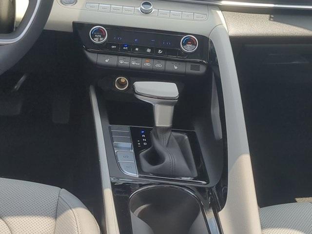 new 2025 Hyundai Elantra car, priced at $28,545