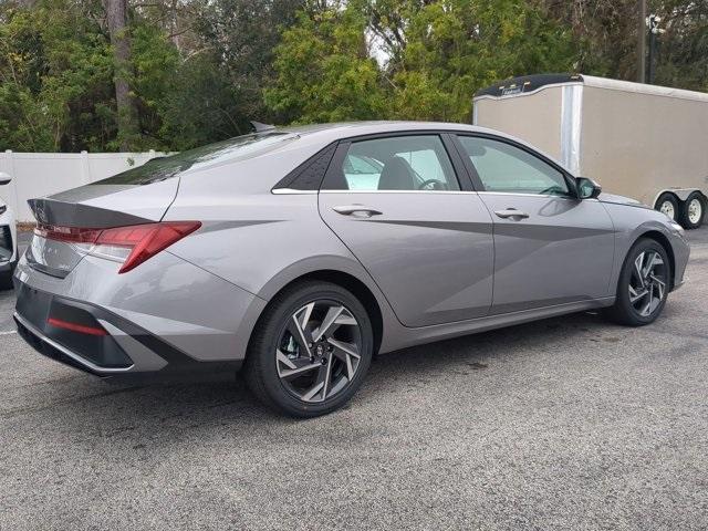 new 2025 Hyundai Elantra car, priced at $28,180