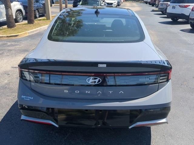 new 2025 Hyundai Sonata car, priced at $32,880