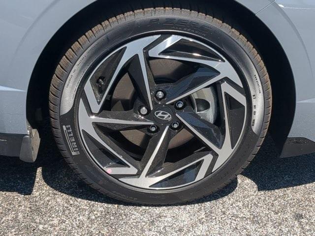 new 2025 Hyundai Sonata car, priced at $32,880