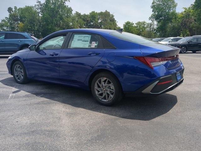 new 2025 Hyundai ELANTRA HEV car, priced at $27,270