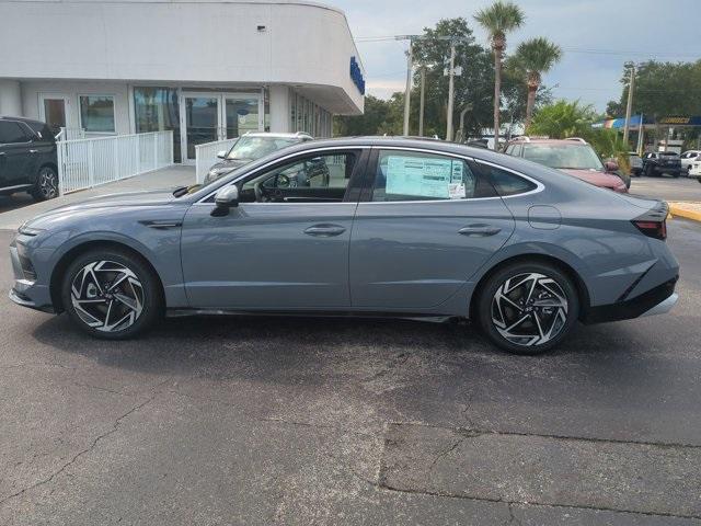 new 2024 Hyundai Sonata car, priced at $32,250