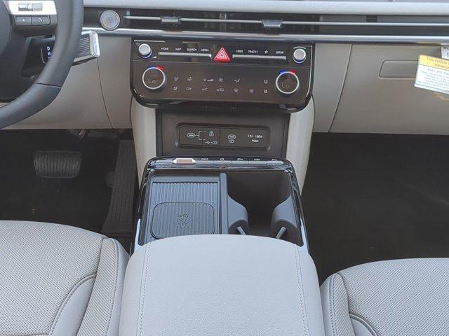 new 2025 Hyundai Tucson car, priced at $40,865