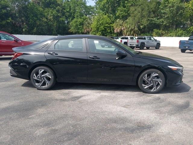new 2025 Hyundai Elantra car, priced at $25,165