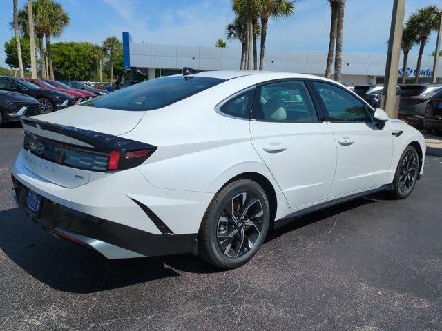 new 2024 Hyundai Sonata car, priced at $31,200