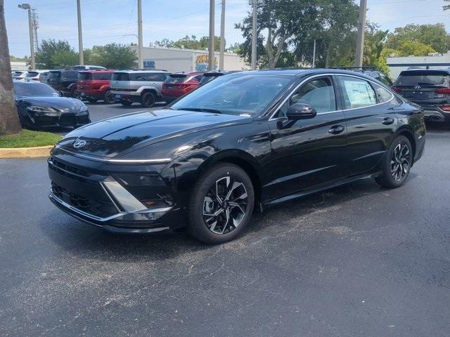 new 2025 Hyundai Sonata car, priced at $29,885