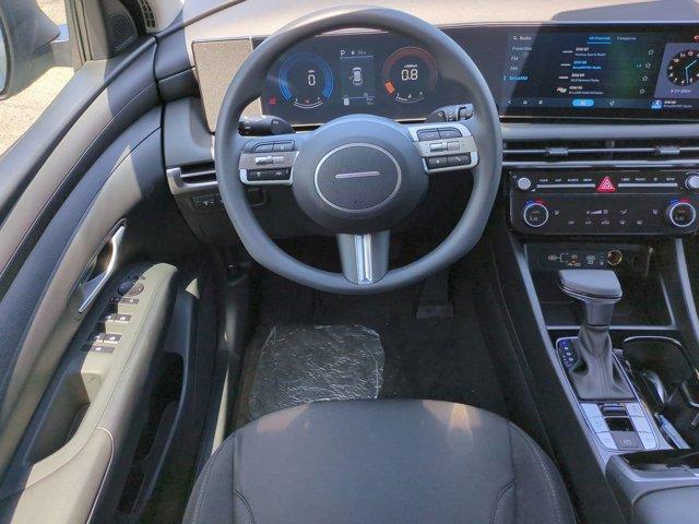 new 2025 Hyundai Tucson car, priced at $32,905